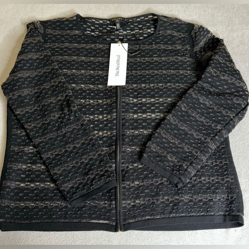 ESCADA BLUSE SIZE XL  Women’s Full Zipper